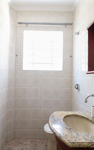 Casa para alugar com 110m², 2 quartos e 1 vaga Casa para alugar com 110m², 2 quartos e 1 vagaLavabo