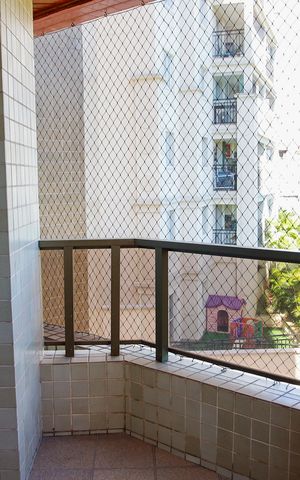 Apartamento à venda com 226m², 4 quartos e 2 vagas Apartamento à venda com 226m², 4 quartos e 2 vagasSacada
