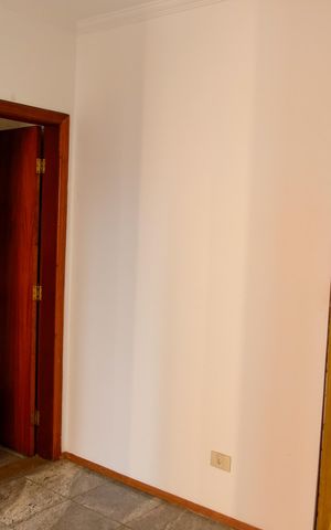 Apartamento à venda com 226m², 4 quartos e 2 vagas Apartamento à venda com 226m², 4 quartos e 2 vagasQuarto 2