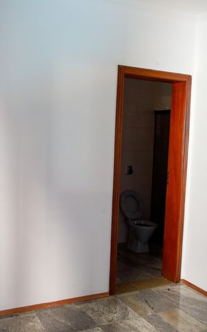 Apartamento à venda com 226m², 4 quartos e 2 vagas Apartamento à venda com 226m², 4 quartos e 2 vagasQuarto 4 - Suíte