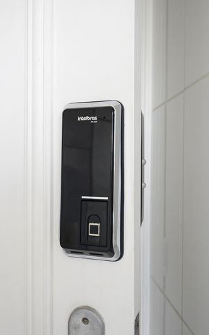 Apartamento à venda com 213m², 3 quartos e 3 vagasFechadura Digital