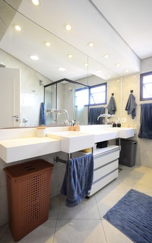 Apartamento à venda com 213m², 3 quartos e 3 vagasBanheiro da Suíte 3