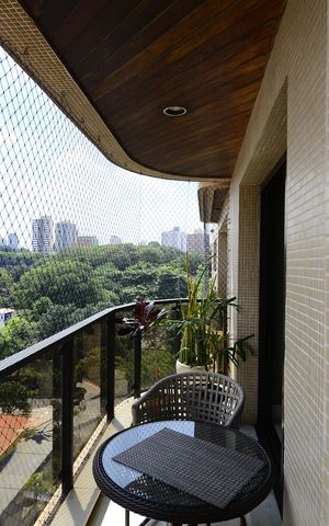 Apartamento à venda com 213m², 3 quartos e 3 vagasVaranda