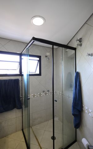 Apartamento à venda com 213m², 3 quartos e 3 vagasBanheiro da Suíte 3
