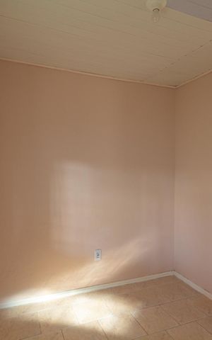 Casa à venda com 86m², 3 quartos e sem vaga Casa à venda com 86m², 3 quartos e sem vagaQuarto 1