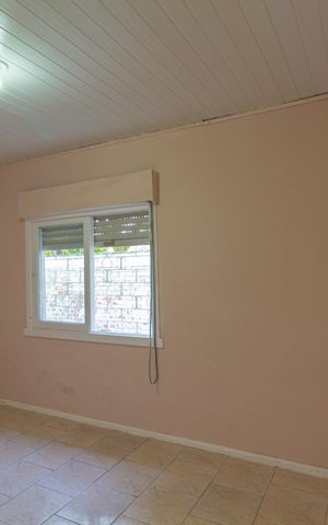 Casa à venda com 86m², 3 quartos e sem vaga Casa à venda com 86m², 3 quartos e sem vagaQuarto 2