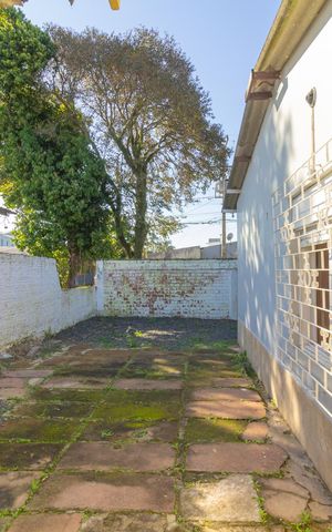 Casa à venda com 86m², 3 quartos e sem vaga Casa à venda com 86m², 3 quartos e sem vagaQuintal