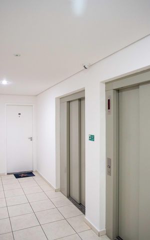 Apartamento à venda com 52m², 2 quartos e 1 vagaHall de entrada
