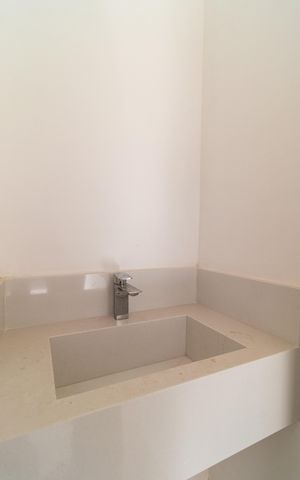 Apartamento à venda com 74m², 2 quartos e 1 vaga Apartamento à venda com 74m², 2 quartos e 1 vagaLavabo