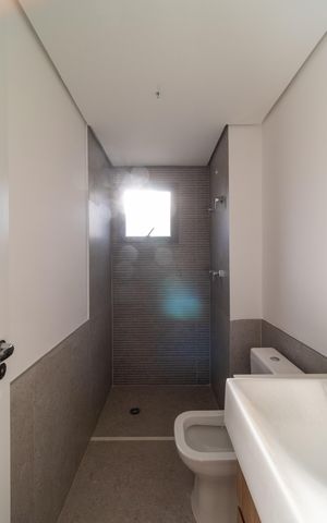 Apartamento à venda com 74m², 2 quartos e 1 vaga Apartamento à venda com 74m², 2 quartos e 1 vagaBanheiro da Suíte 2