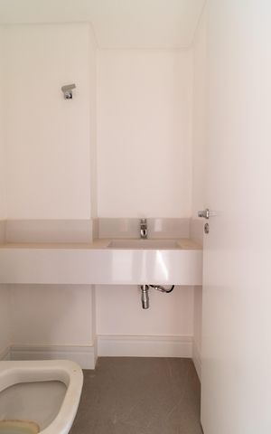 Apartamento à venda com 74m², 2 quartos e 1 vaga Apartamento à venda com 74m², 2 quartos e 1 vagaLavabo