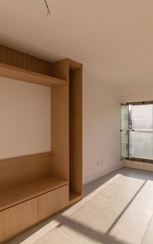 Apartamento à venda com 74m², 2 quartos e 1 vaga Apartamento à venda com 74m², 2 quartos e 1 vagaSala