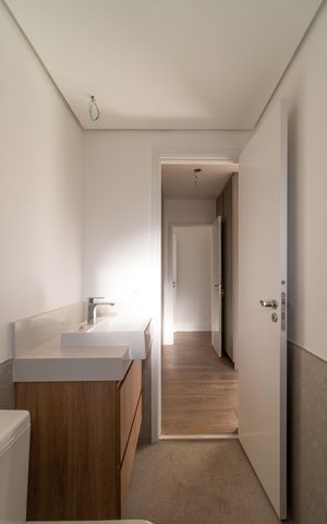 Apartamento à venda com 74m², 2 quartos e 1 vaga Apartamento à venda com 74m², 2 quartos e 1 vagaBanheiro da Suíte 2