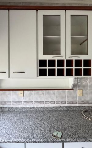 Casa à venda com 240m², 3 quartos e 2 vagasCozinha