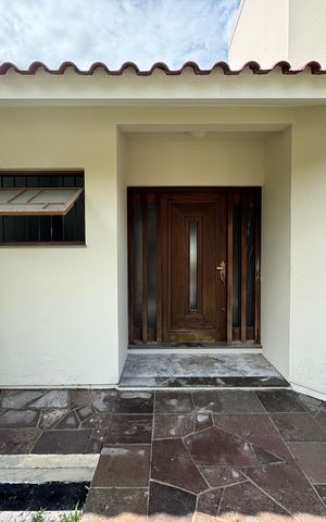 Casa à venda com 240m², 3 quartos e 2 vagasÁrea comum