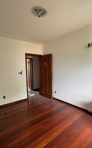 Casa à venda com 240m², 3 quartos e 2 vagasquarto 1