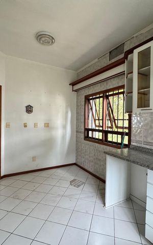 Casa à venda com 240m², 3 quartos e 2 vagasCozinha