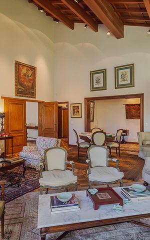 Casa à venda com 600m², 3 quartos e 5 vagasSala