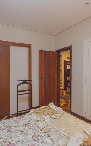 Casa à venda com 600m², 3 quartos e 5 vagasSuíte 1