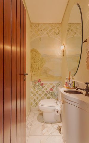 Casa à venda com 600m², 3 quartos e 5 vagasLavabo