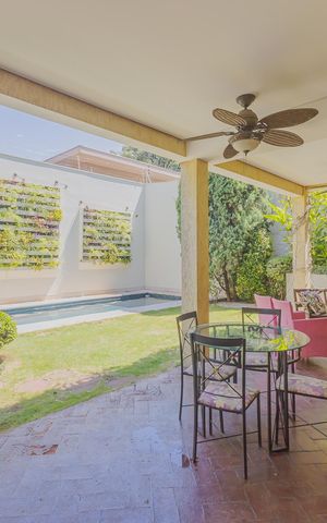 Casa à venda com 600m², 3 quartos e 5 vagasPiscina