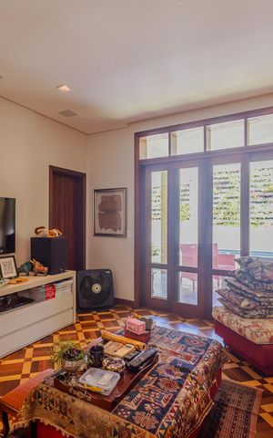 Casa à venda com 600m², 3 quartos e 5 vagasQuarto