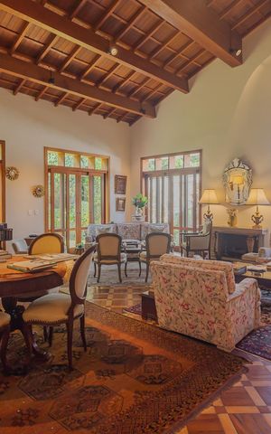 Casa à venda com 600m², 3 quartos e 5 vagasSala