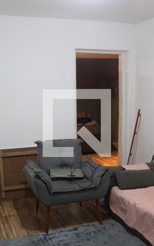 Casa à venda com 150m², 4 quartos e sem vaga