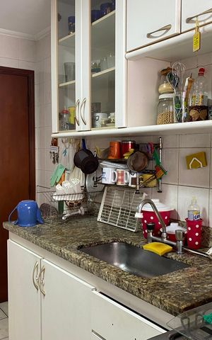 Apartamento à venda com 75m², 3 quartos e 2 vagas Apartamento à venda com 75m², 3 quartos e 2 vagasCozinha