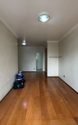 Apartamento à venda com 98m², 3 quartos e 1 vaga Apartamento à venda com 98m², 3 quartos e 1 vagaSala