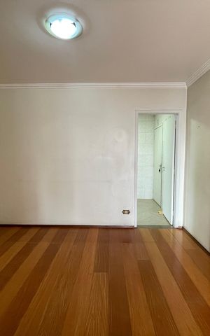 Apartamento à venda com 98m², 3 quartos e 1 vaga Apartamento à venda com 98m², 3 quartos e 1 vagaSala