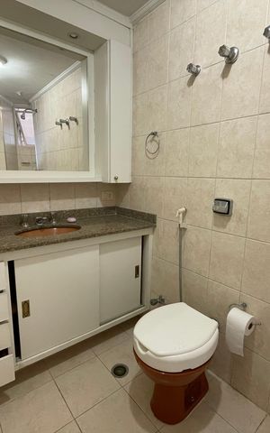 Apartamento à venda com 98m², 3 quartos e 1 vaga Apartamento à venda com 98m², 3 quartos e 1 vagaBanheiro da Suíte