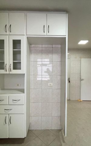 Apartamento à venda com 98m², 3 quartos e 1 vaga Apartamento à venda com 98m², 3 quartos e 1 vagaCozinha