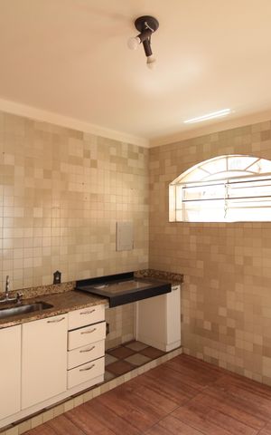 Casa à venda com 760m², 4 quartos e 10 vagasCozinha