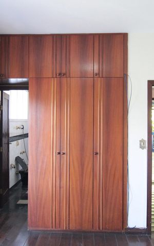 Casa à venda com 760m², 4 quartos e 10 vagasSuite 2