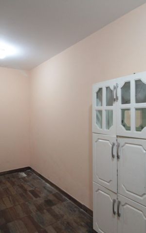 Casa à venda com 760m², 4 quartos e 10 vagasQuarto de Serviço