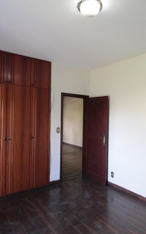 Casa à venda com 760m², 4 quartos e 10 vagasSuite 2