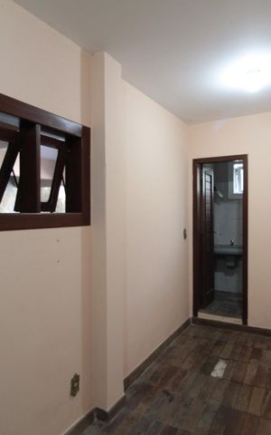 Casa à venda com 760m², 4 quartos e 10 vagasQuarto de Serviço