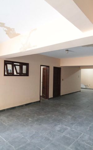 Casa à venda com 760m², 4 quartos e 10 vagasGaragem