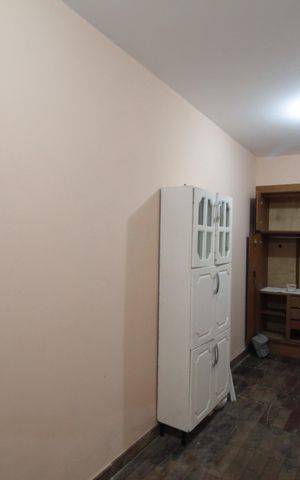 Casa à venda com 760m², 4 quartos e 10 vagasQuarto de Serviço