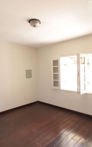 Casa à venda com 760m², 4 quartos e 10 vagasQuarto 2