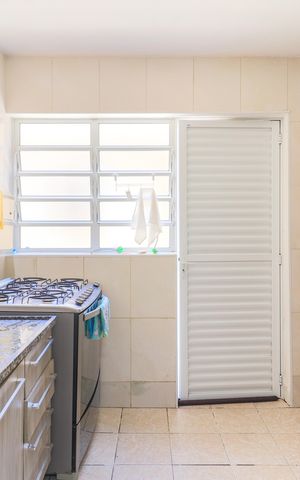 Casa à venda com 220m², 3 quartos e 2 vagas Casa à venda com 220m², 3 quartos e 2 vagasCozinha