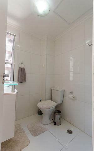 Apartamento à venda com 50m², 2 quartos e 1 vaga Apartamento à venda com 50m², 2 quartos e 1 vagaBanheiro