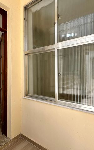 Apartamento para alugar com 65m², 2 quartos e sem vaga Apartamento para alugar com 65m², 2 quartos e sem vagaSala