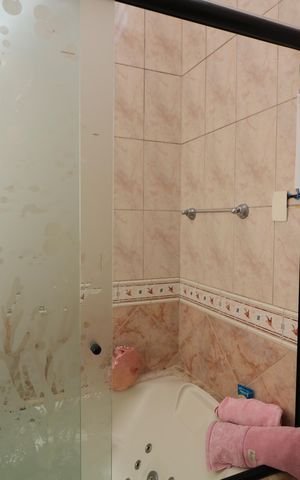 Casa à venda com 376m², 3 quartos e 3 vagasBanheiro