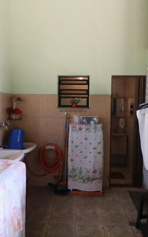 Casa à venda com 376m², 3 quartos e 3 vagasÁrea de Serviço