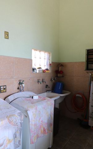 Casa à venda com 376m², 3 quartos e 3 vagasÁrea de Serviço