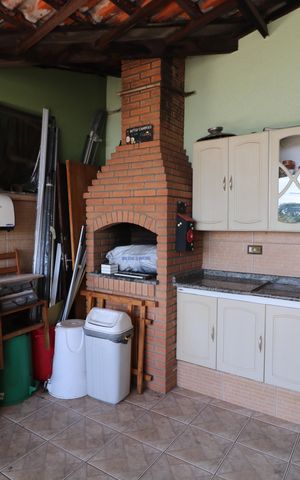 Casa à venda com 376m², 3 quartos e 3 vagasChurrasqueira