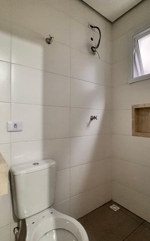 Apartamento para alugar com 50m², 2 quartos e 1 vaga Apartamento para alugar com 50m², 2 quartos e 1 vagaBanheiro da Suíte