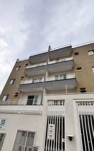 Apartamento para alugar com 50m², 2 quartos e 1 vaga Apartamento para alugar com 50m², 2 quartos e 1 vagaFachada